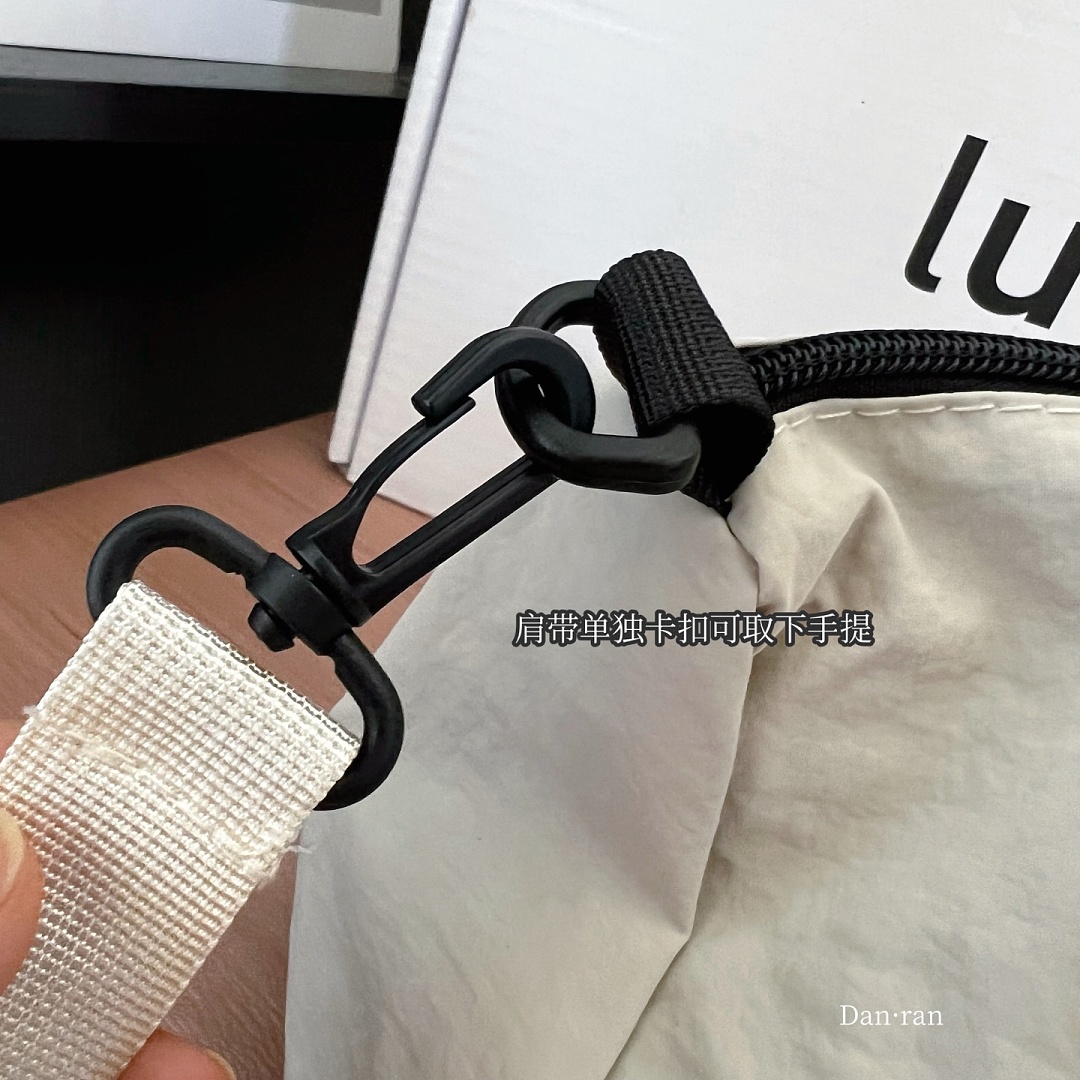 Lululemon Knit Nylon Mini Barrel Duffle · A3263 — תמונה 11