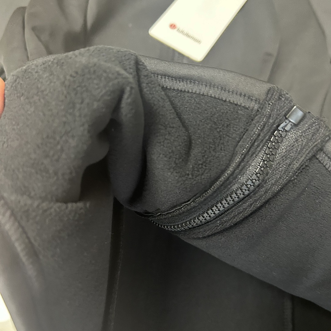 Lululemon Define Cropped Hooded Jacket · A2723 — תמונה 10