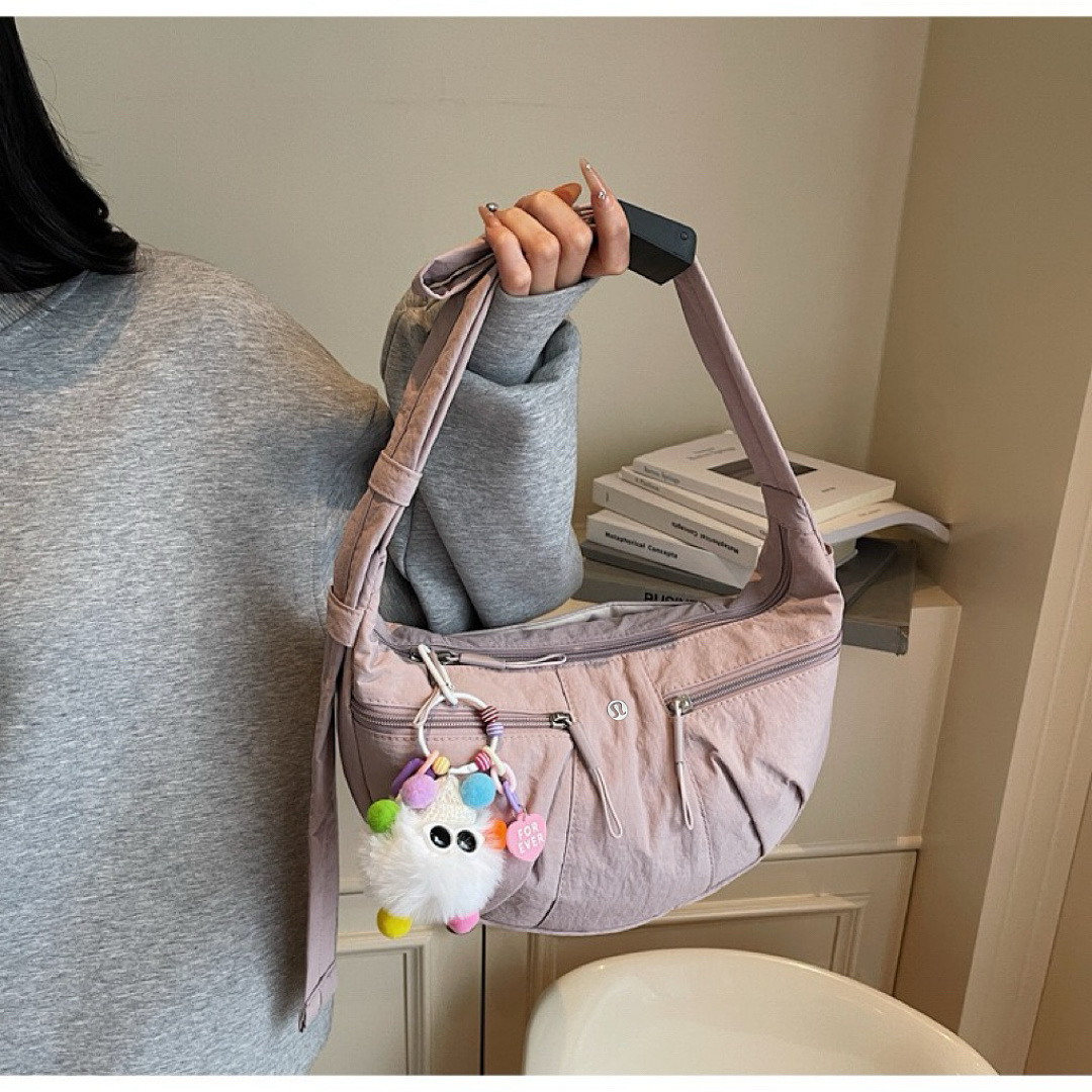 Lululemon Slouchy Sling Bag · A3259 — תמונה 21