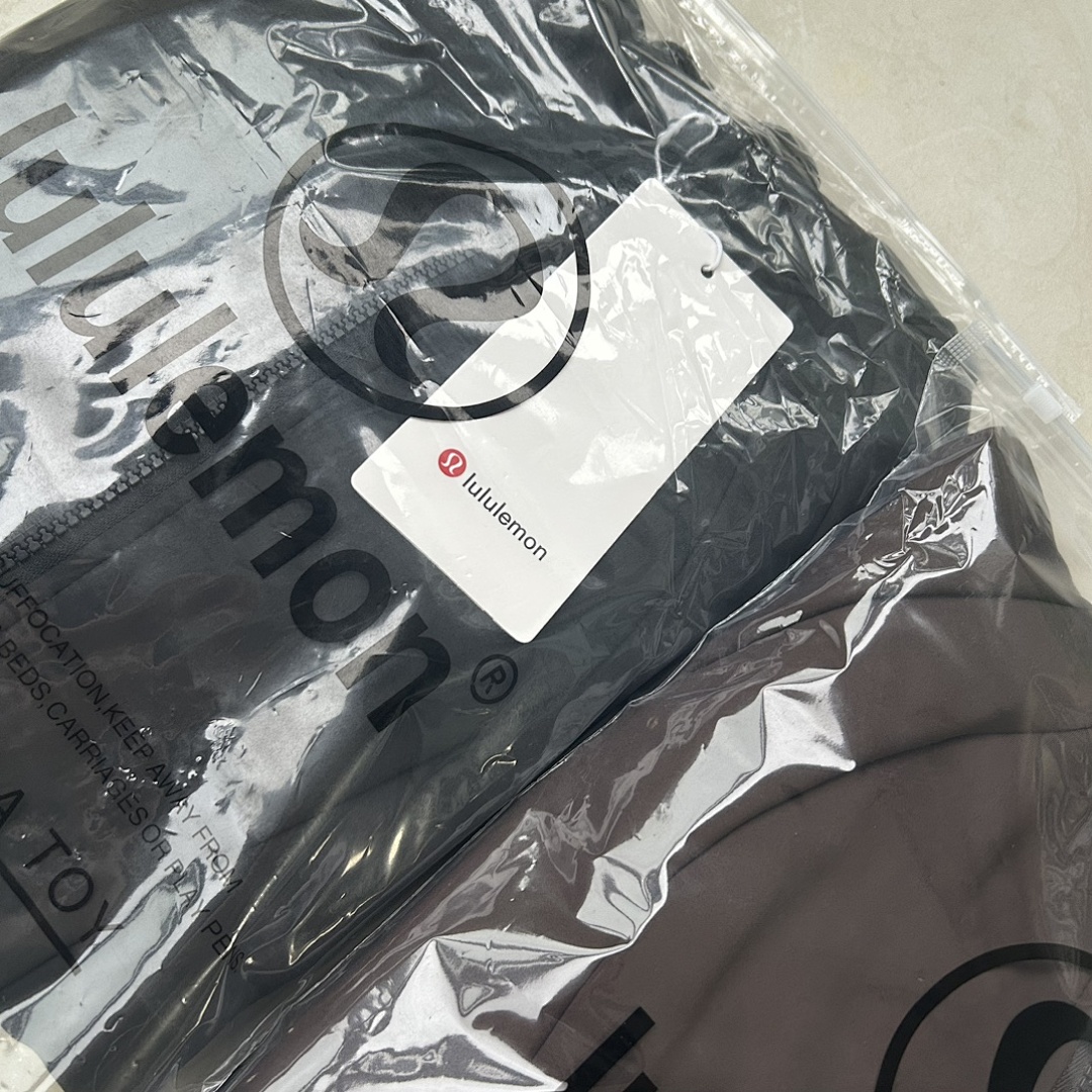 Lululemon Define Cropped Hooded Jacket · A2723 — תמונה 9