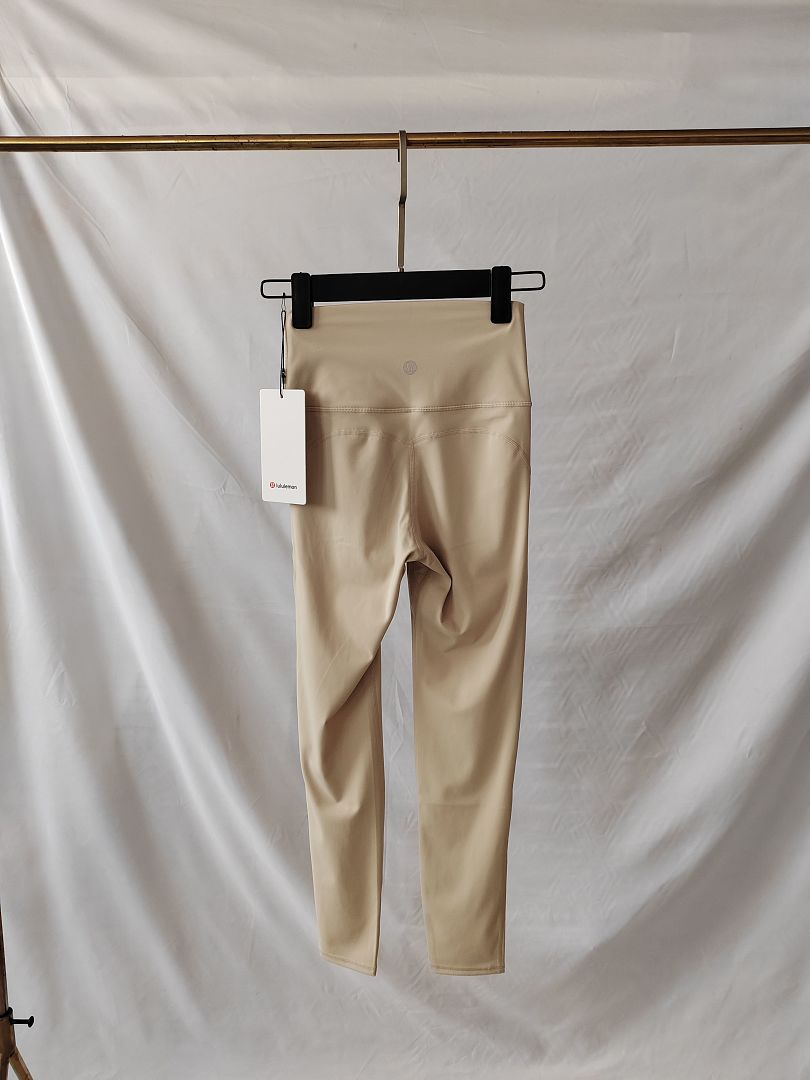 A3485 Lululemon women yuga cropped legging — תמונה 13