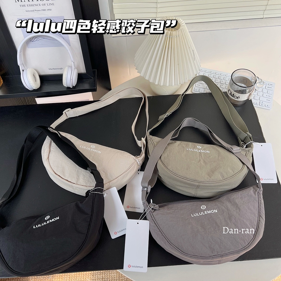 Lululemon Small Slouchy Sling Bag 3L · A2753 — תמונה 32