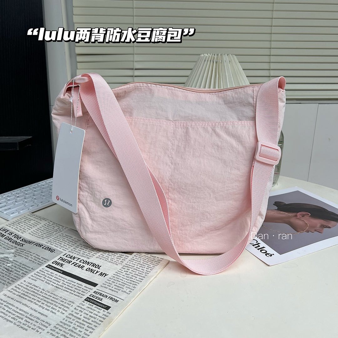 Lululemon Slouchy Sling Bag 6L · A2788 — תמונה 15