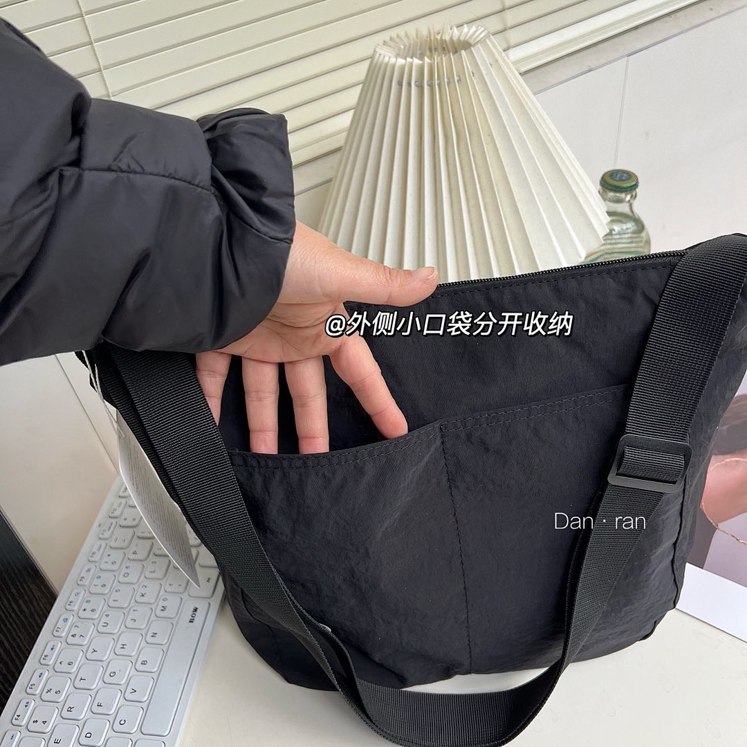 Lululemon Slouchy Sling Bag 6L · A2788 — תמונה 10