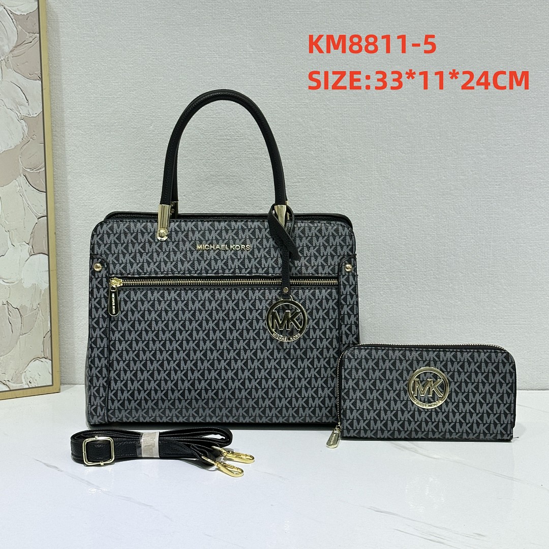 michael kors KM8811