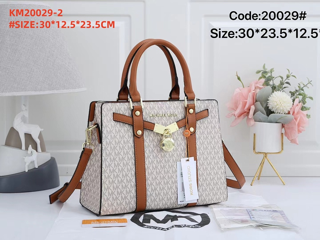 michael kors KM20029