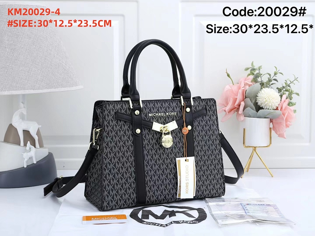 michael kors KM20029