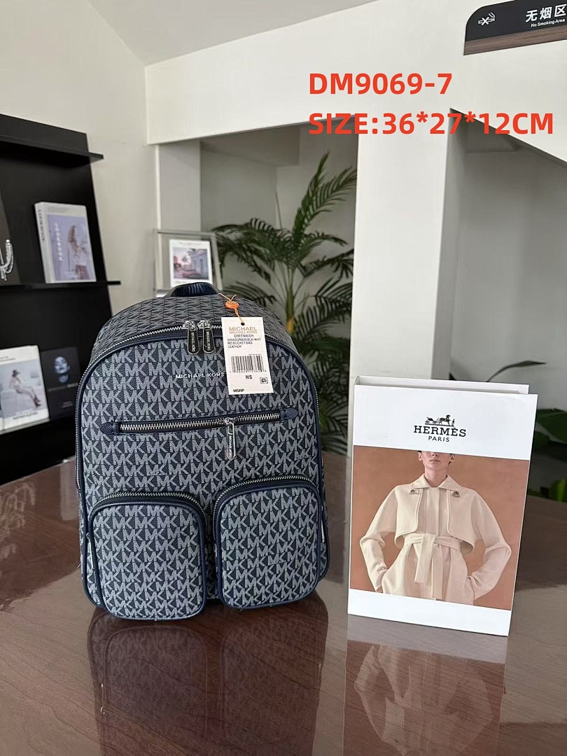 michael kors DM9069