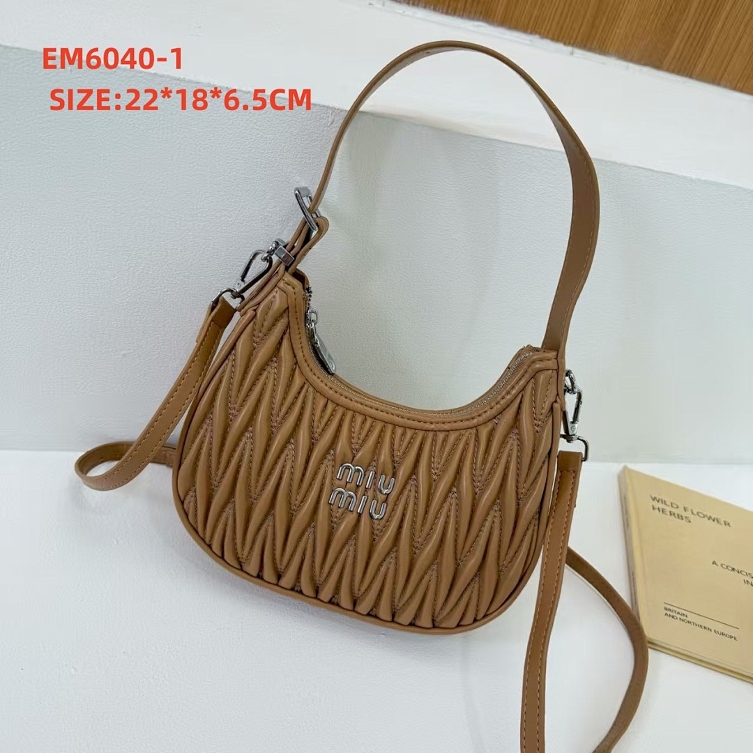 miumiu EM6040