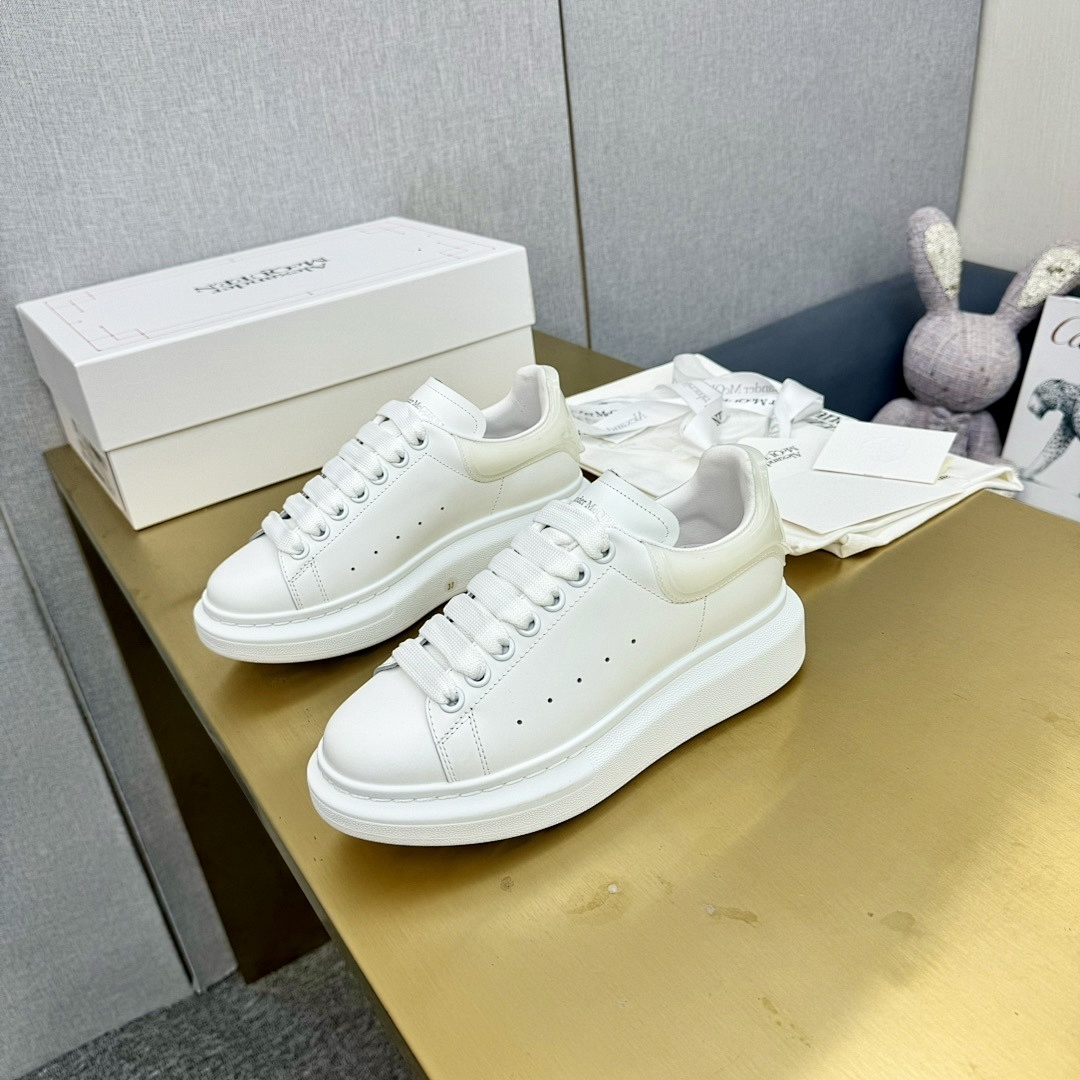 Alexander McQueen Oversized Sneaker · ZT11267 — תמונה 19