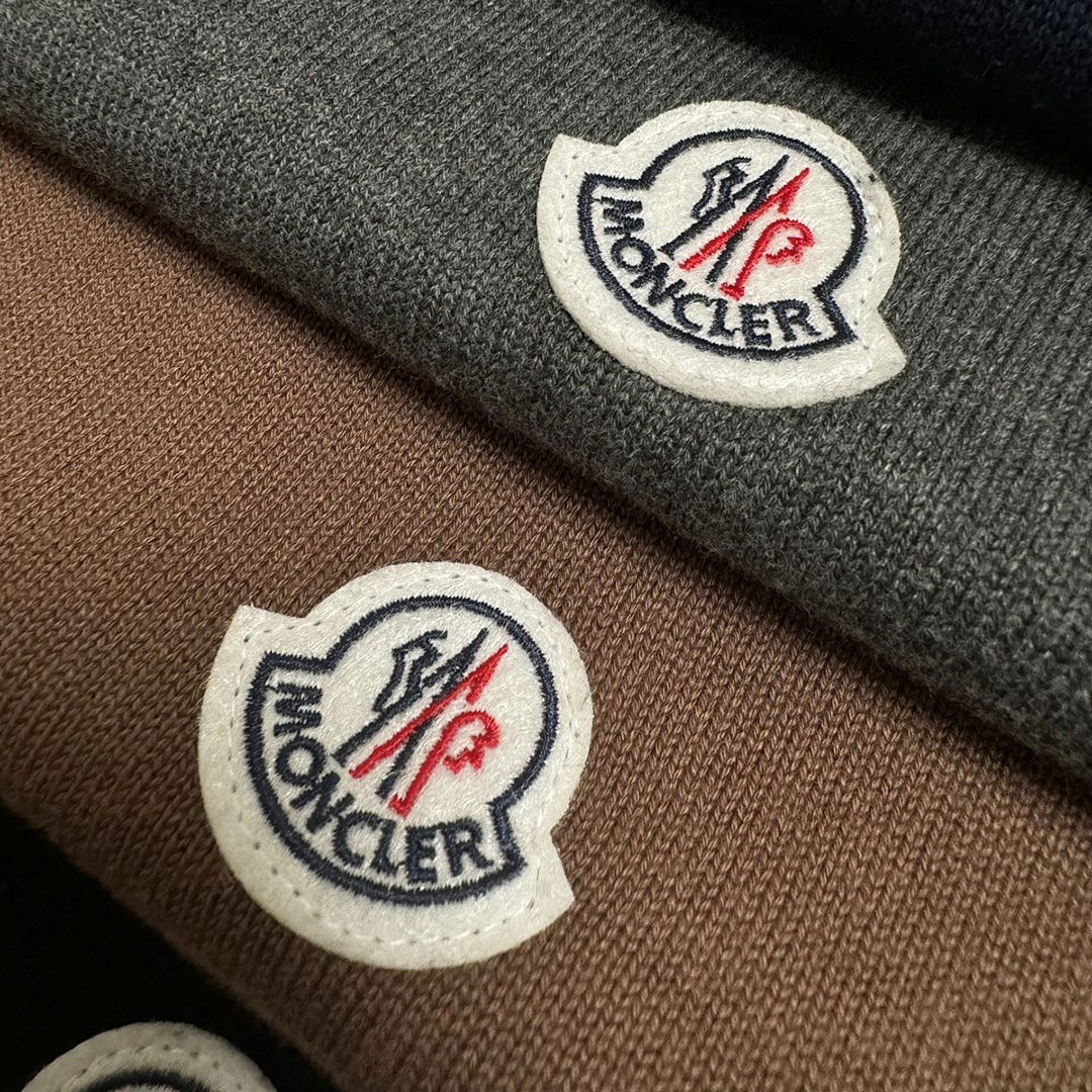 Moncler — סוודר · A2146 — תמונה 12
