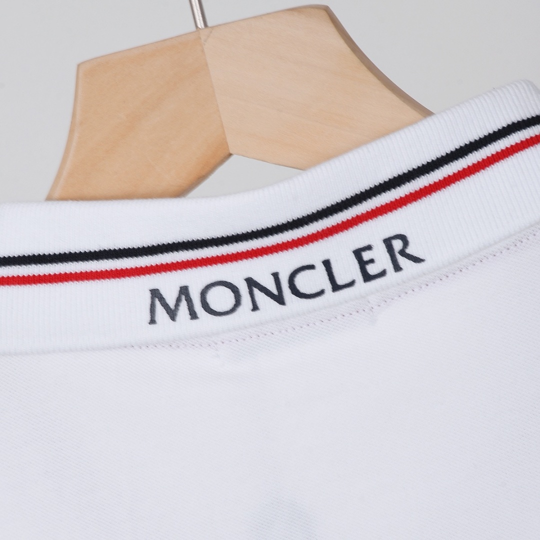 Moncler Tricolor-Trimmed Cotton Piquet Polo Shirt · A3237 — תמונה 35