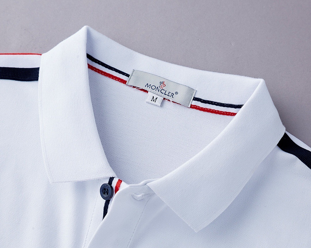 Moncler Tricolor-Trimmed Cotton Piquet Polo Shirt · A2432 — תמונה 14
