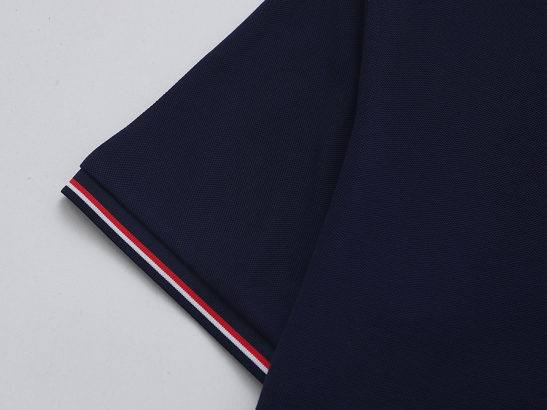 Moncler Tricolor-Trimmed Cotton Piquet Polo Shirt · A3217 — תמונה 8