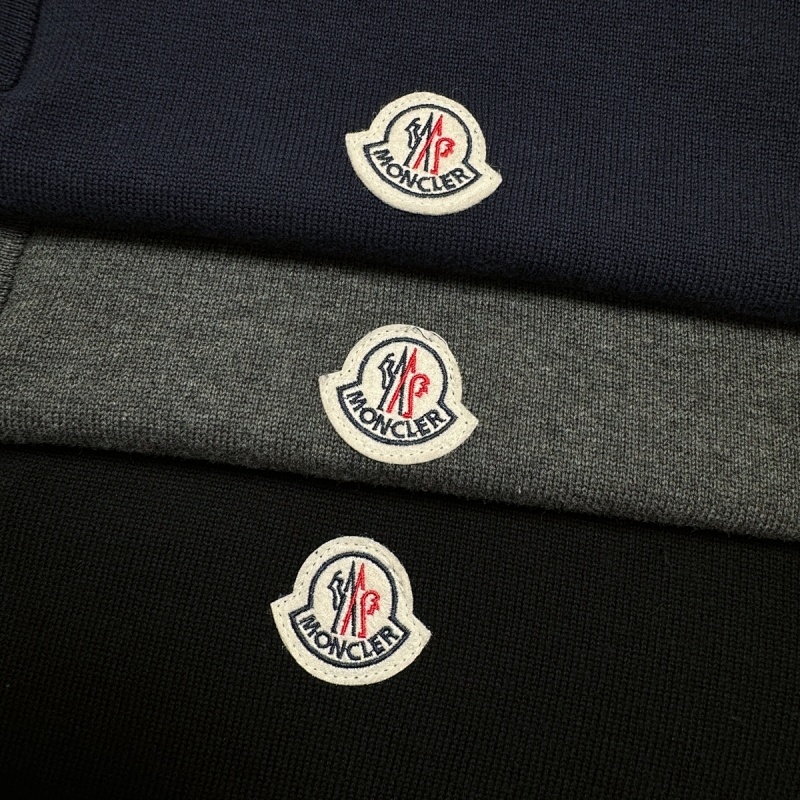 Moncler — סוודר · A2177 — תמונה 12