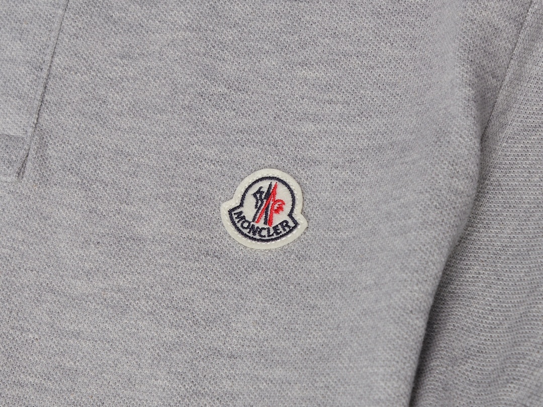 Moncler Tricolor-Trimmed Cotton Piquet Polo Shirt · A3014 — תמונה 20