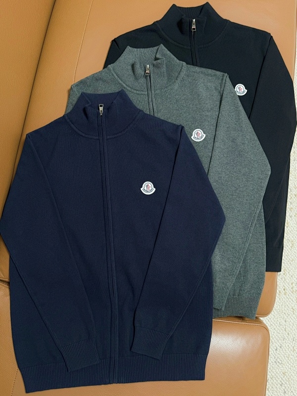 Moncler — סוודר זיפר · A2176 — תמונה 18