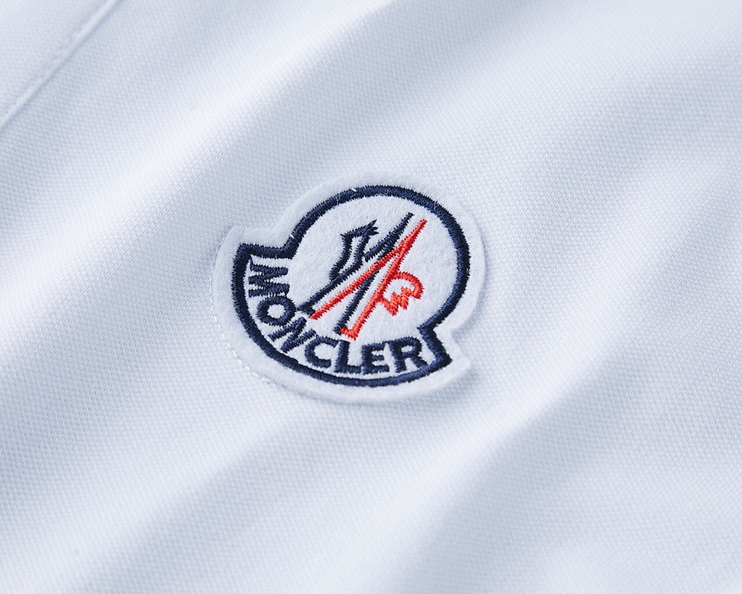 Moncler Tricolor-Trimmed Cotton Piquet Polo Shirt · A2432 — תמונה 10
