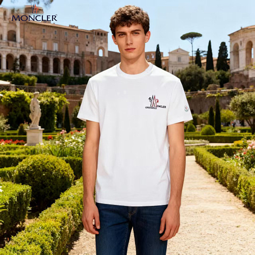 Moncler Grenoble Logo Cotton T-Shirt · A3015