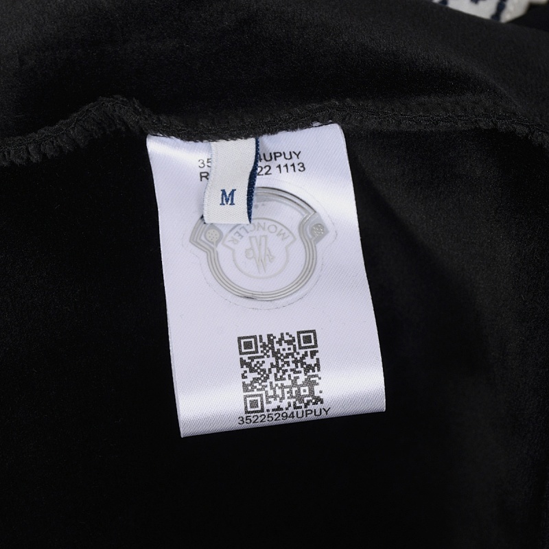 Moncler — סווטשירט · A2758 — תמונה 4
