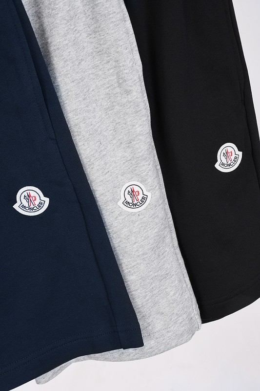 Moncler Logo Stretch Cotton Fleece Shorts · A3219 — תמונה 20