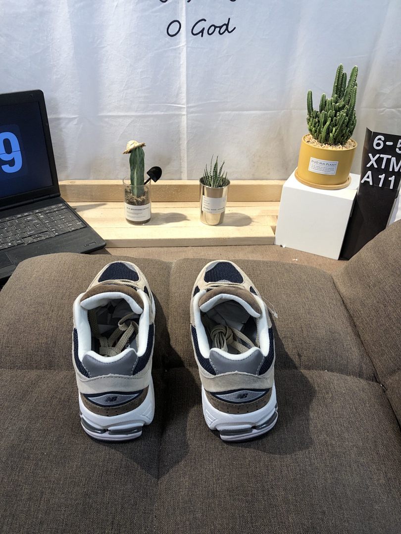 New Balance 2002R · 3489 — תמונה 35