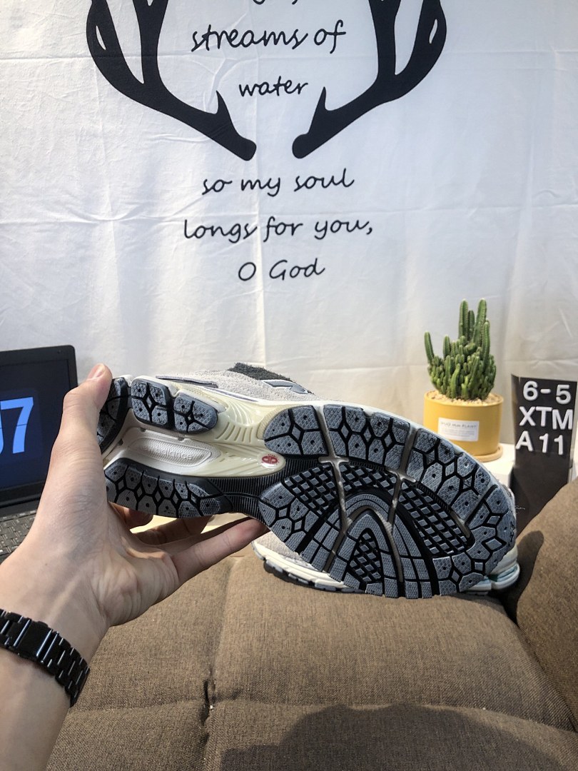 New Balance 2002R · 3489 — תמונה 29