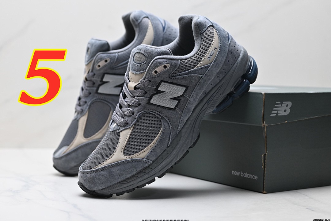 New Balance 2002R · 5503 — תמונה 2