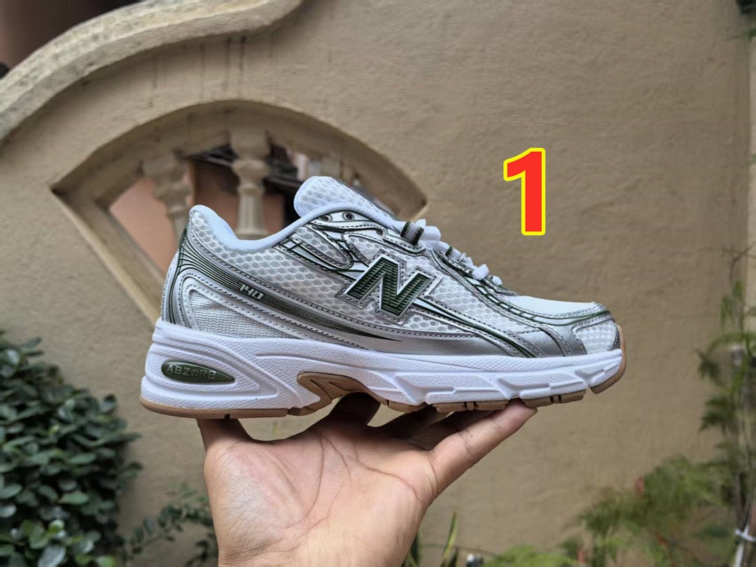 New Balance 740 · 6117