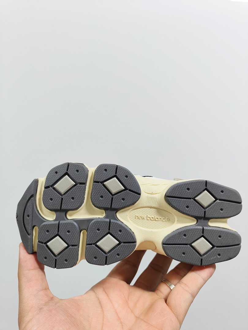 New Balance 9060 Bungee · 5234 — תמונה 36