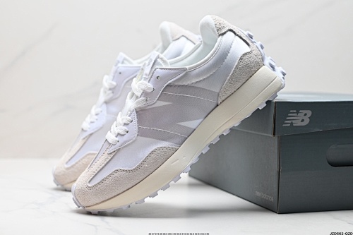 New Balance 327 · 5415