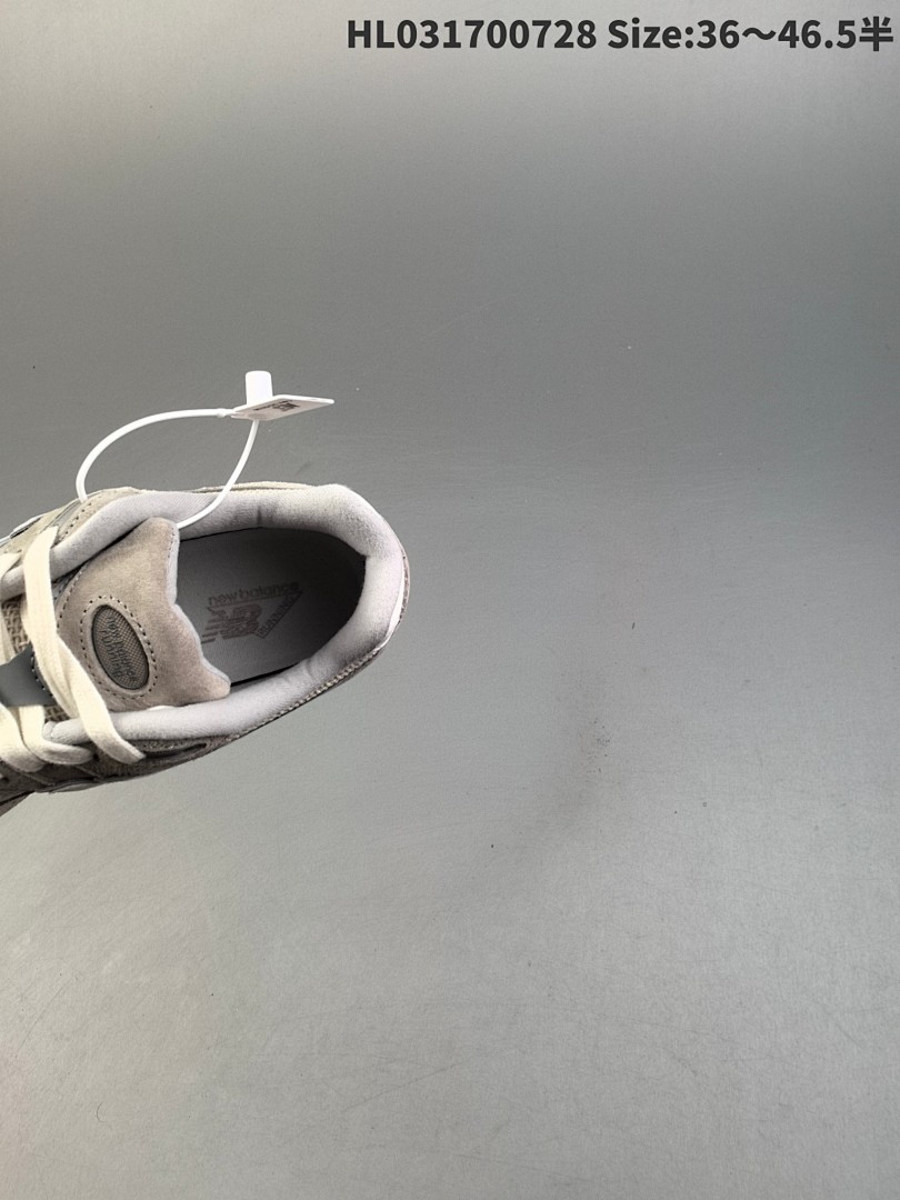 New Balance 2002R · 5892 — תמונה 3