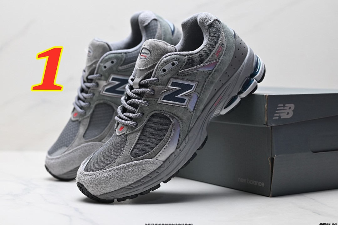 New Balance 2002R · 5503