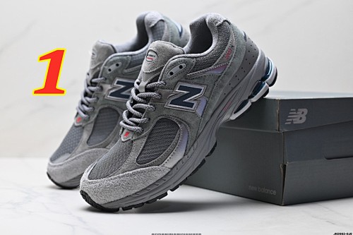 New Balance 2002R · 5503