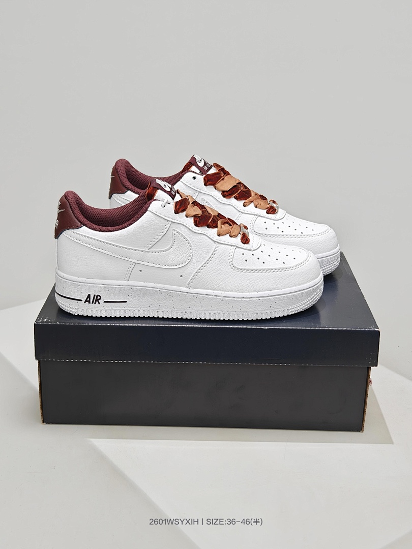 Nike Air Force 1 '07 · 6178