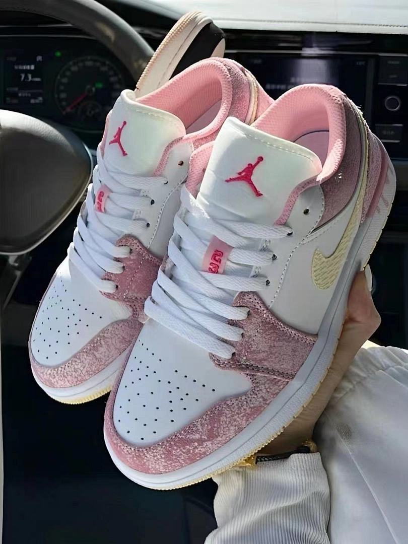 Nike Air Jordan 1 Low UNC · 4802 — תמונה 19
