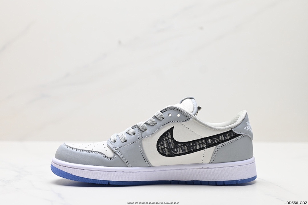 Nike Air Jordan 1 Low · 4720 — תמונה 38