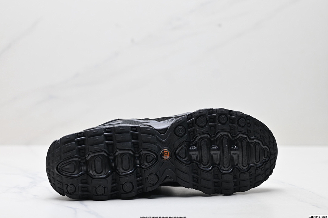 Nike Air Max Dn8 · 5630 — תמונה 2
