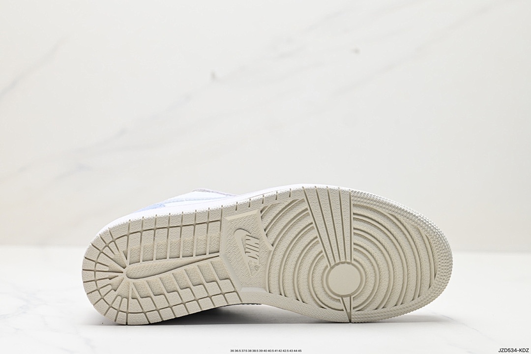 Nike Air Jordan 1 Low UNC · 4802 — תמונה 31