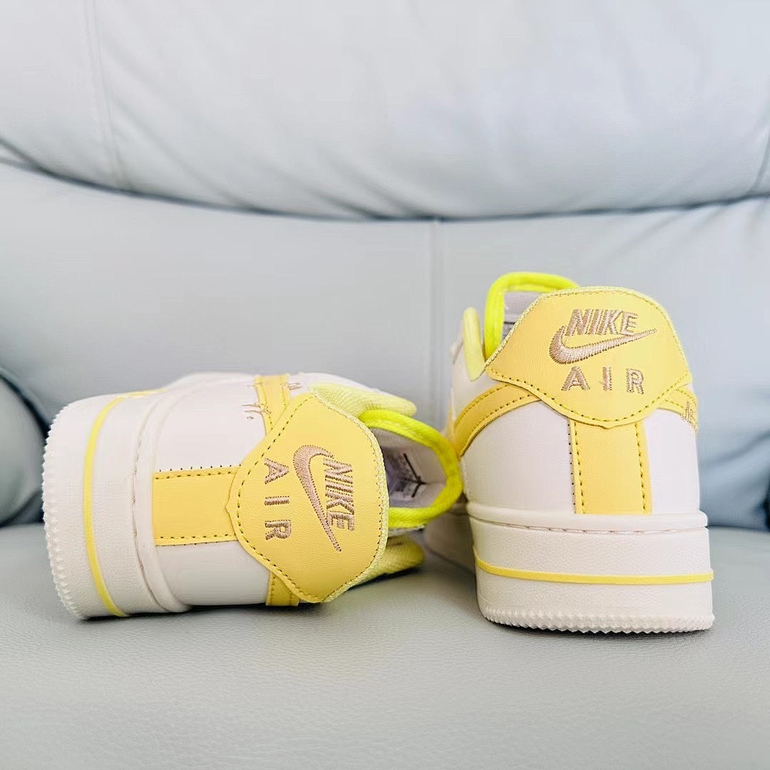 Nike Air Force 1 '07 Flax · 5240 — תמונה 9