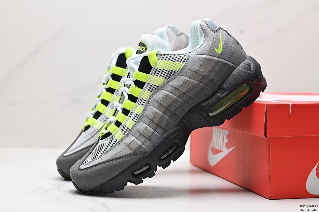Nike Air Max 95 · 4576 — תמונה 2
