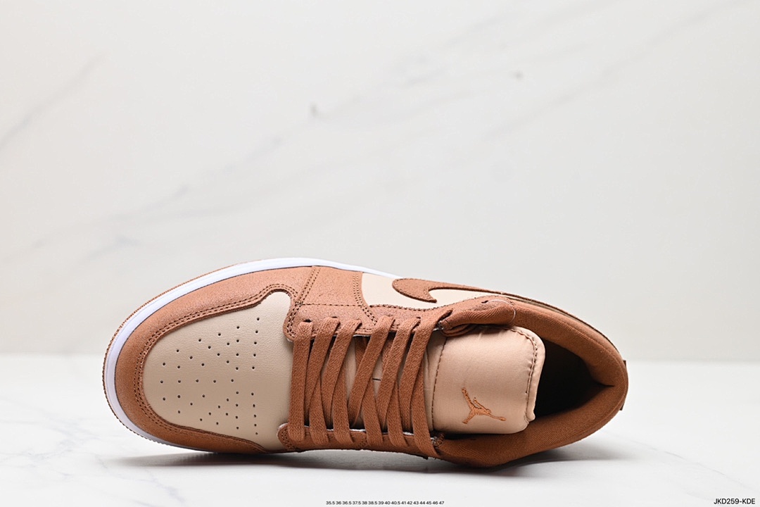Nike Air Jordan 1 Low · 4720 — תמונה 12