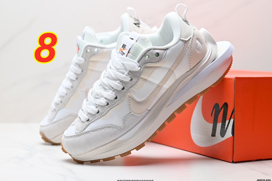 Nike VaporWaffle Sacai Sail Gum · 5409