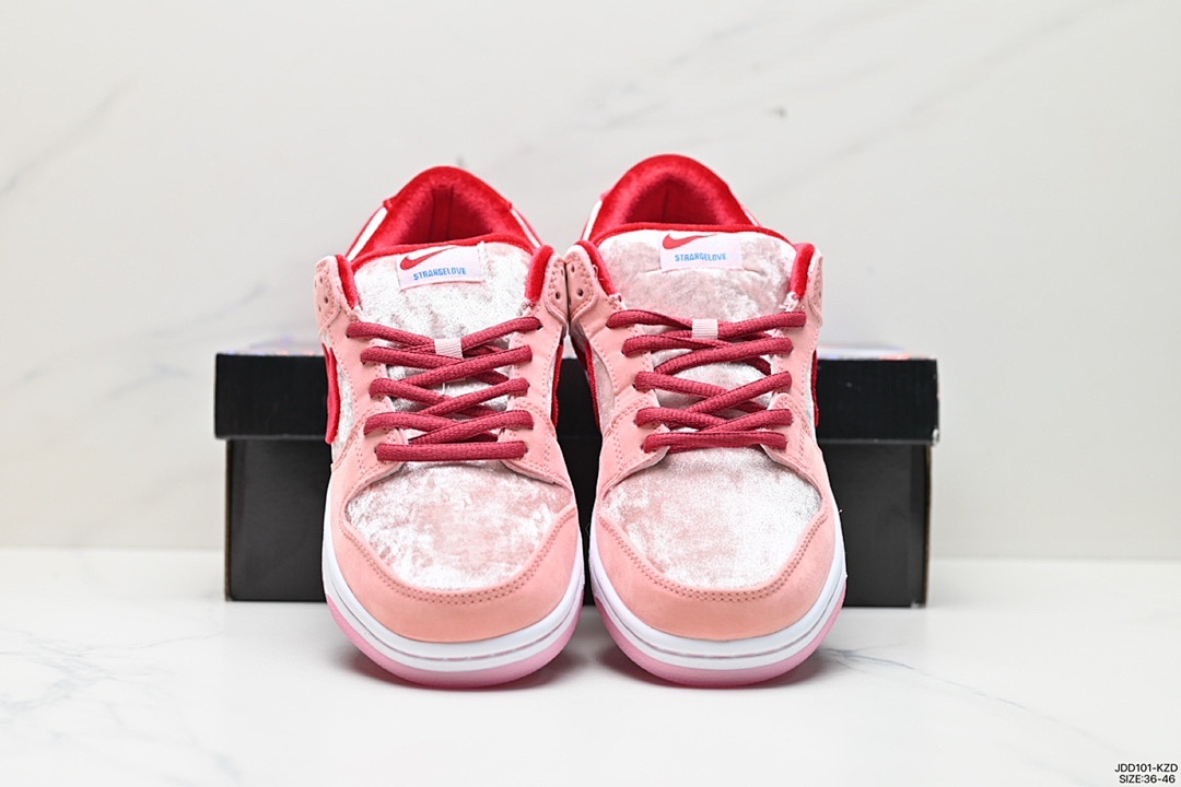 Nike SB Dunk Low StrangeLove · 5139 — תמונה 3