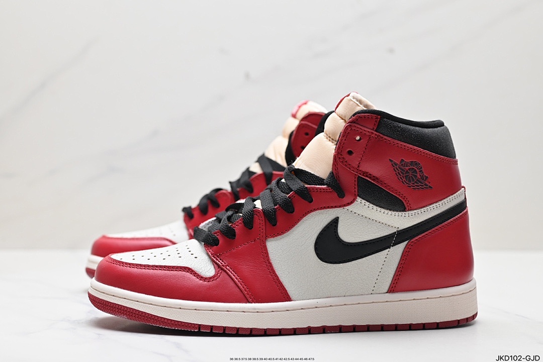 Nike Air Jordan 1 Retro High · 4847 — תמונה 42