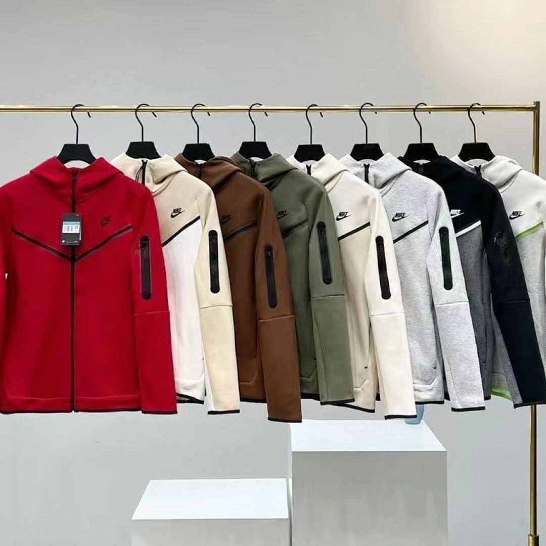 Nike Tech Fleece Windrunner · 3518 — תמונה 3