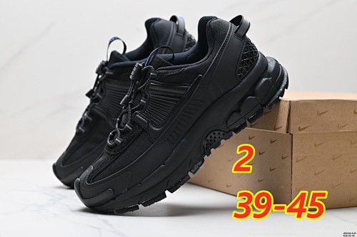 Nike Zoom Vomero Roam · 5284