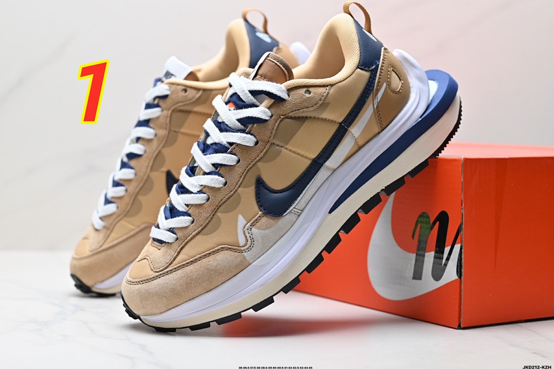 Nike VaporWaffle Sacai Sail Gum · 5409 — תמונה 8
