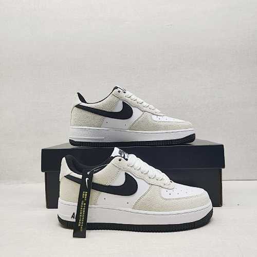 Nike Air Force 1 '07 LV8 · 6159