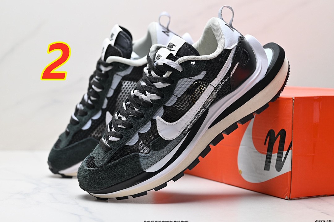 Nike VaporWaffle Sacai Sail Gum · 5409 — תמונה 7